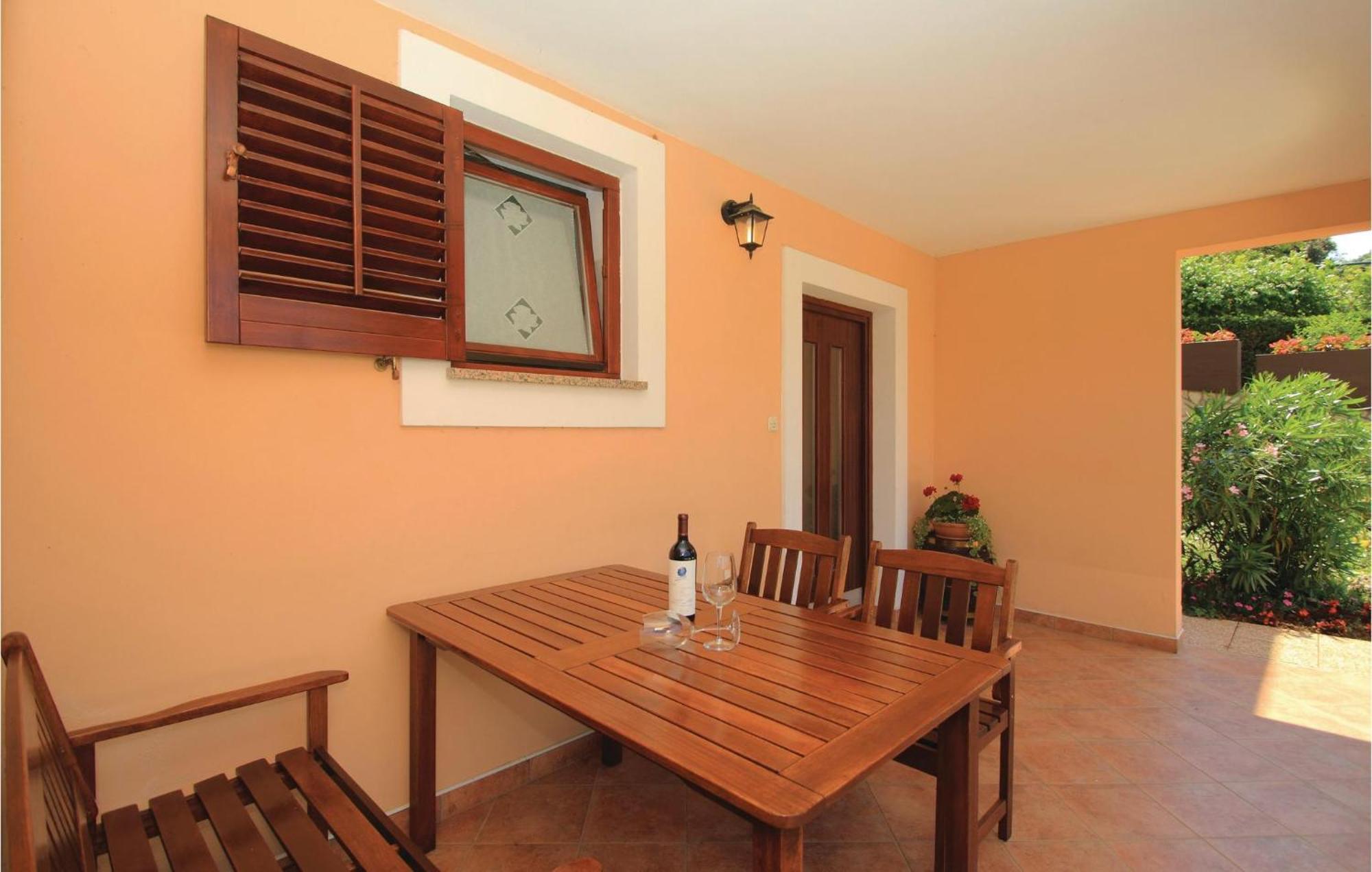 Apartment Debeli Vrv V